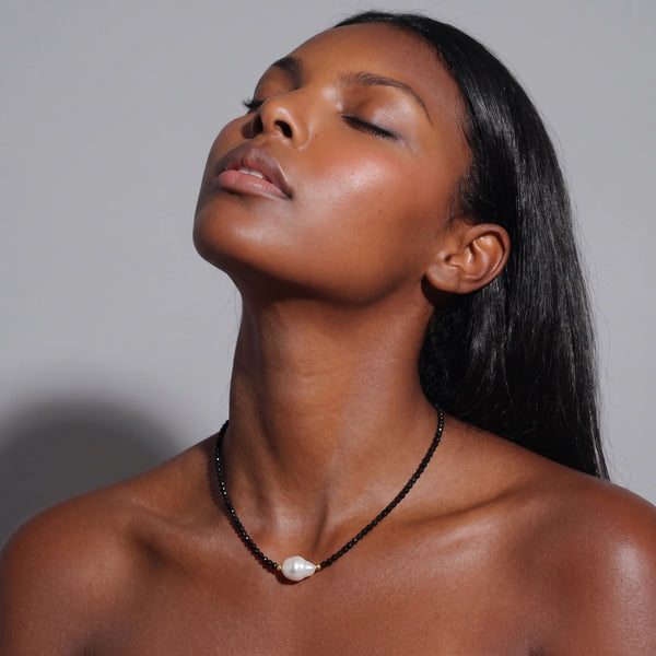 Midnight Pearl Dreams Necklace