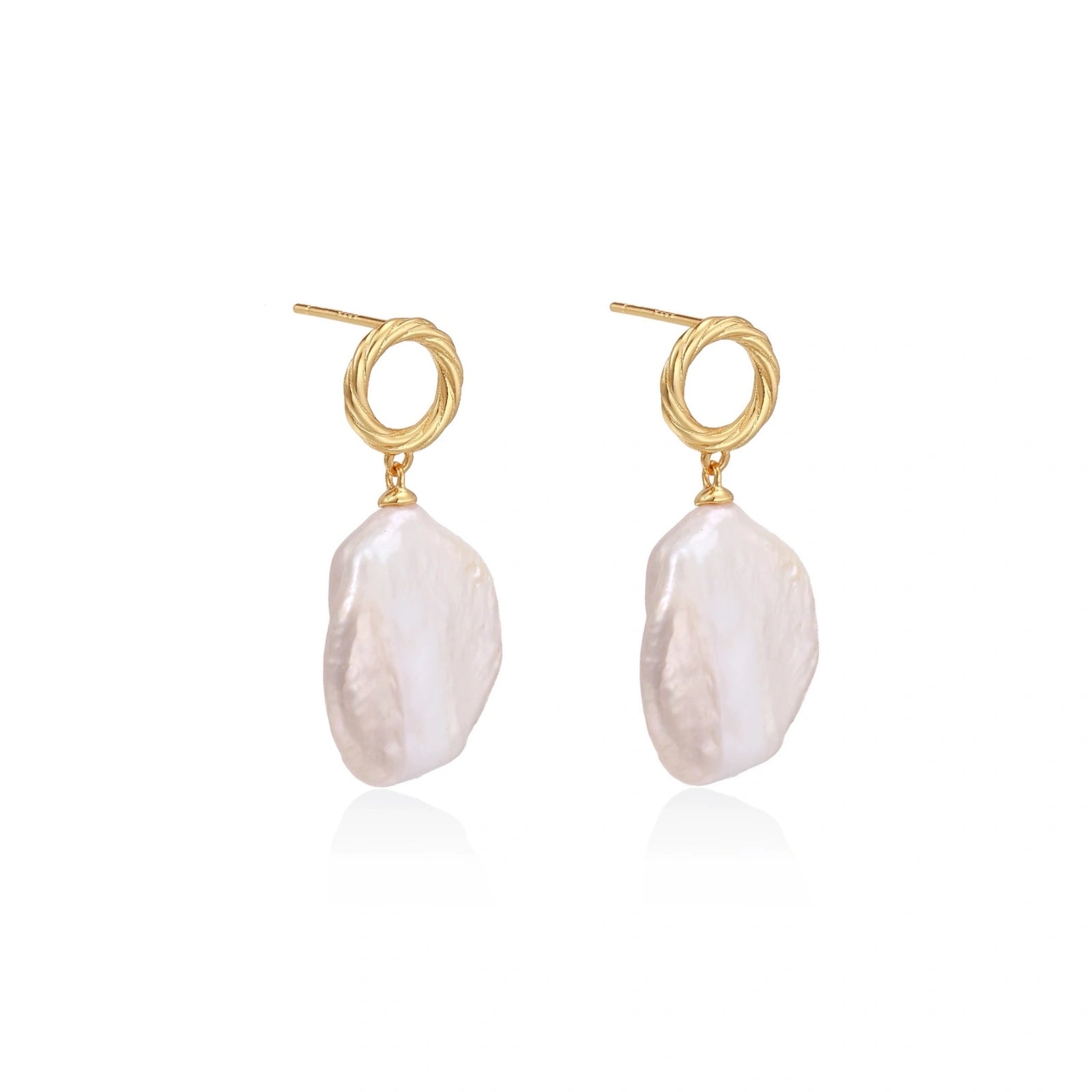 Pearl Glow Drop Earrings