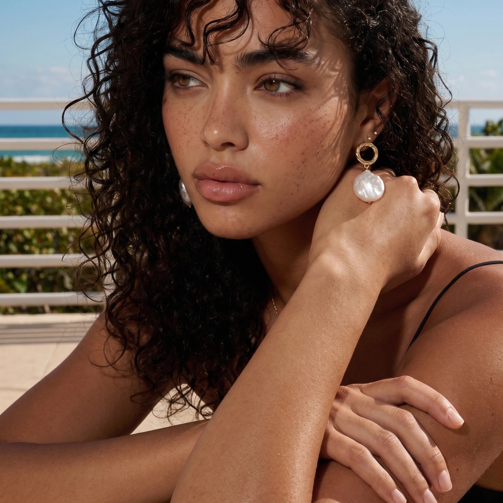 Pearl Glow Drop Earrings