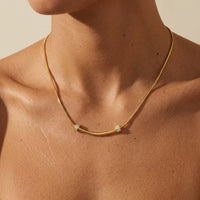 Curved Spark Bar Necklace