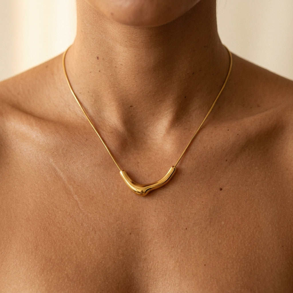 Curve Statement Necklace